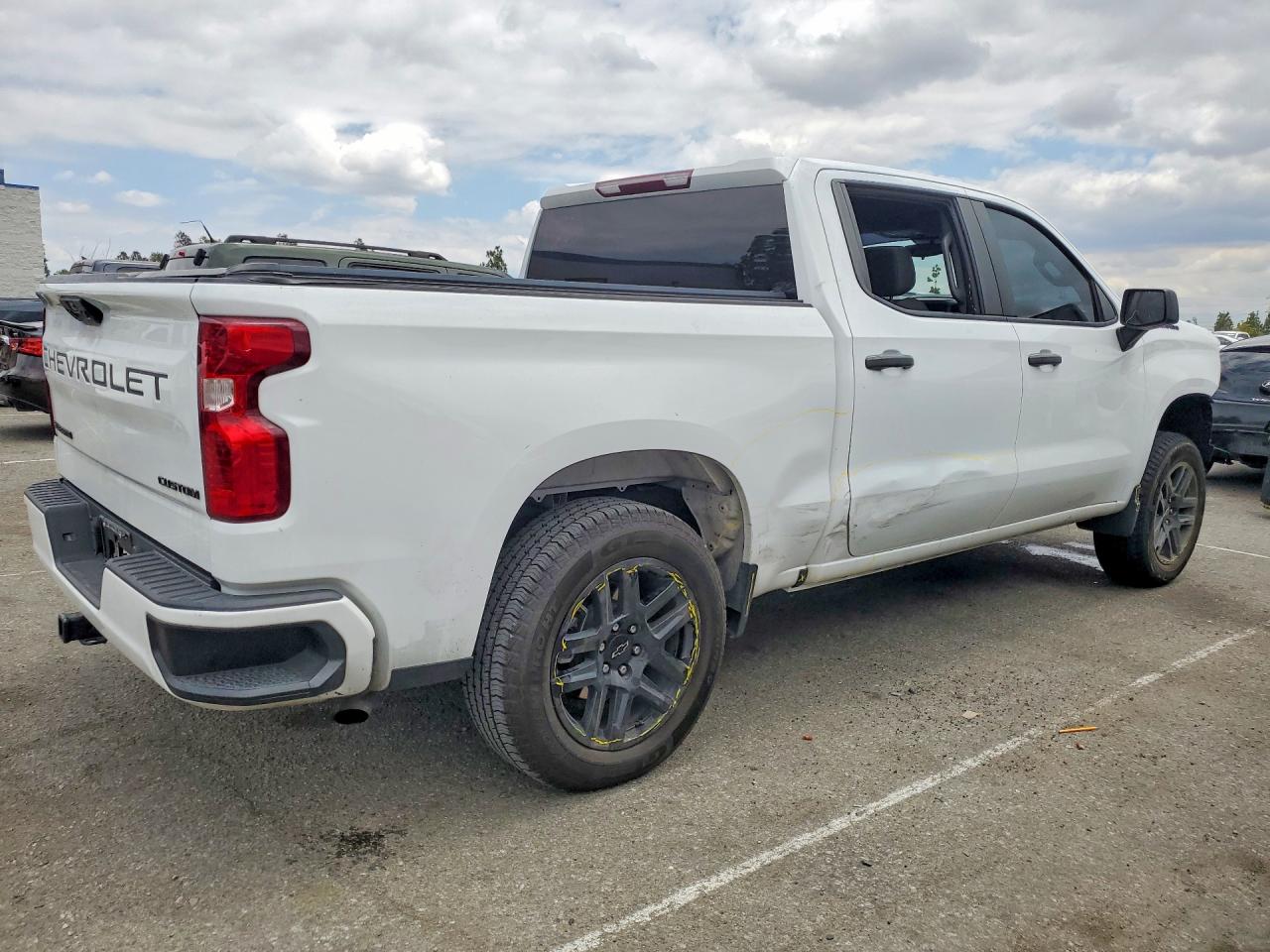 2024 CHEVROLET SILVERADO C1500 CUSTOM — снимка 3