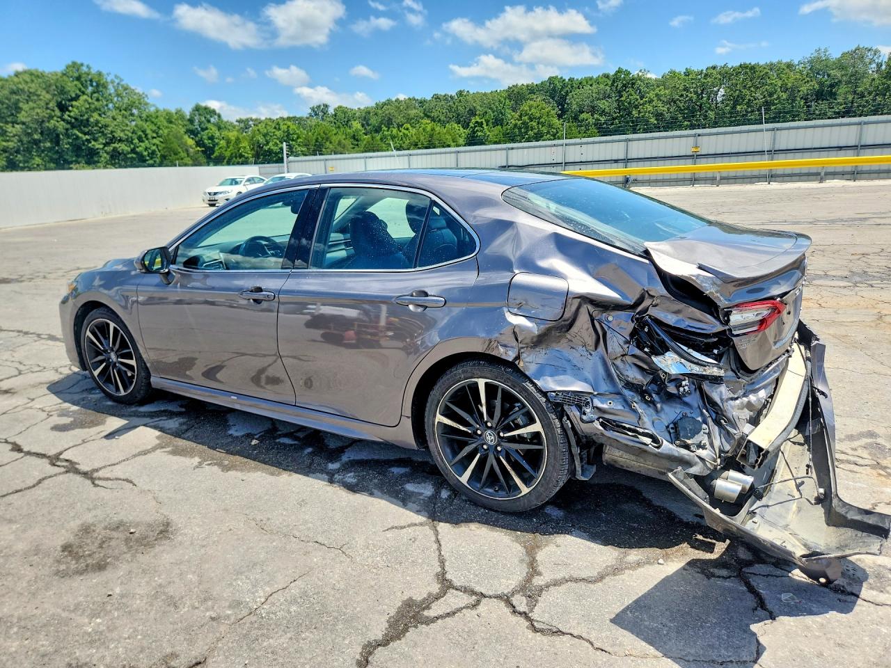 2018 TOYOTA CAMRY XSE — снимка 2