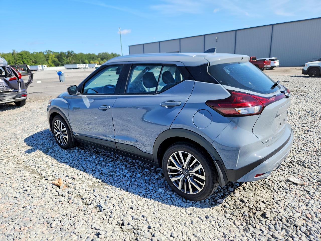 2024 NISSAN KICKS SV — снимка 2