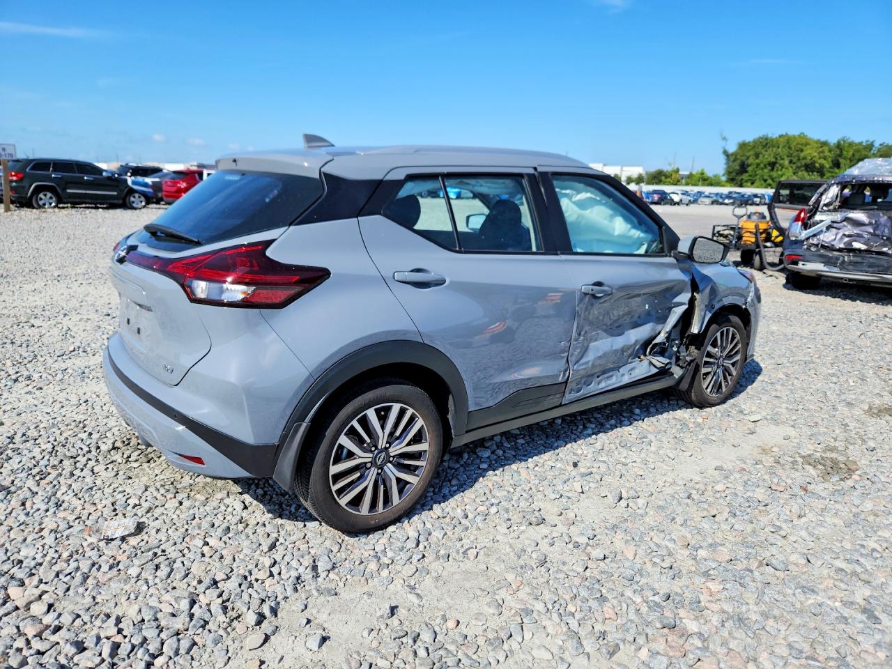 2024 NISSAN KICKS SV — снимка 3