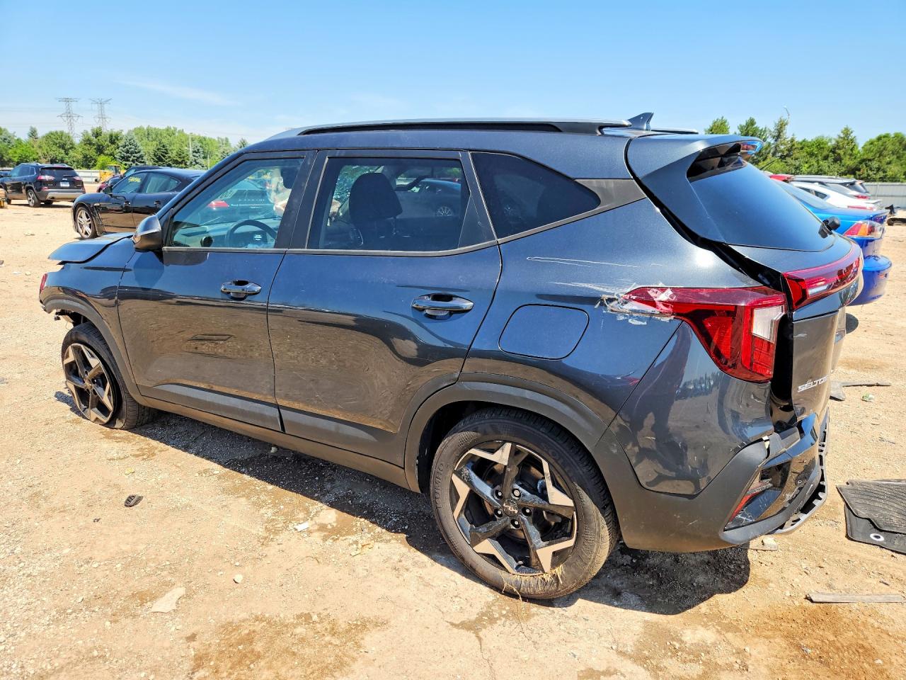 2025 KIA SELTOS S — снимка 2