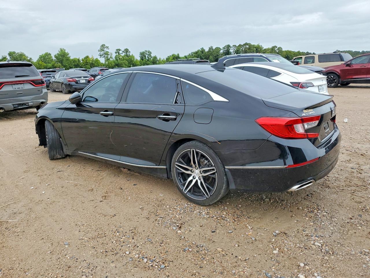 2021 HONDA ACCORD TOURING — снимка 2