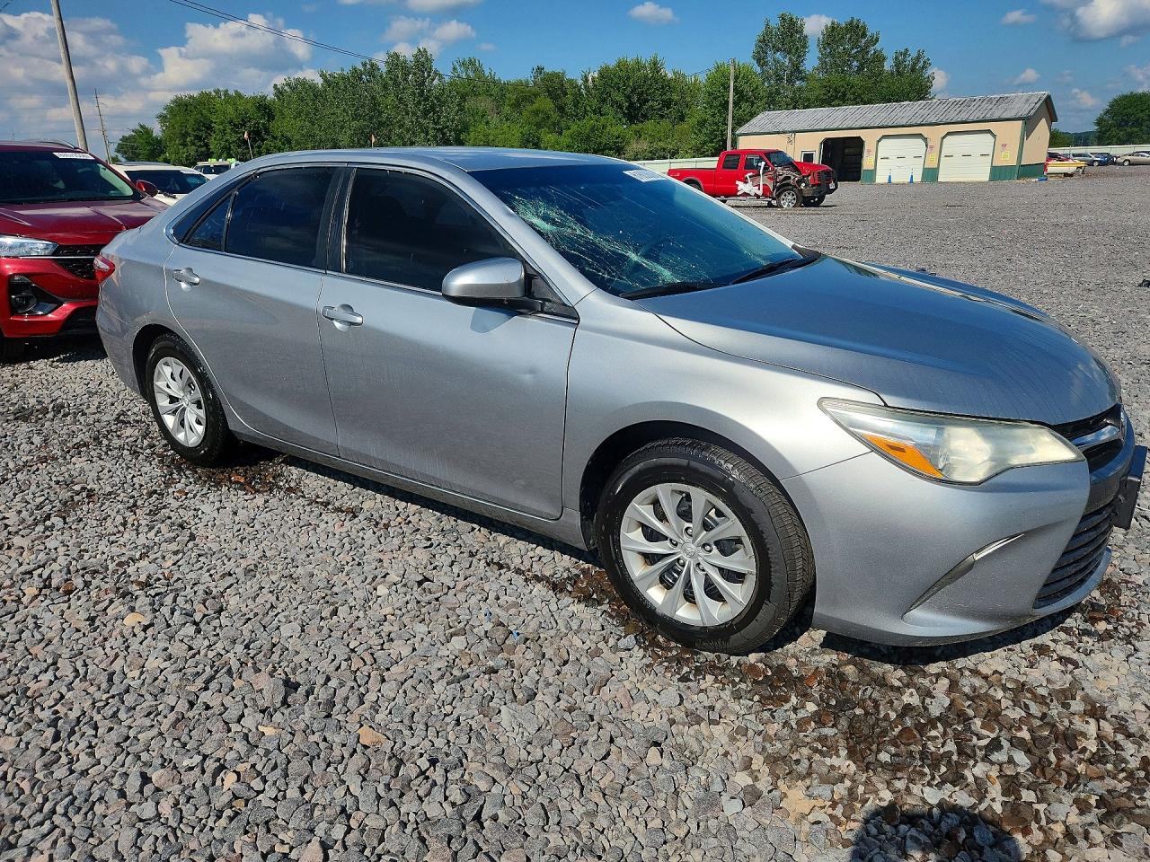 2015 TOYOTA CAMRY LE — снимка 4