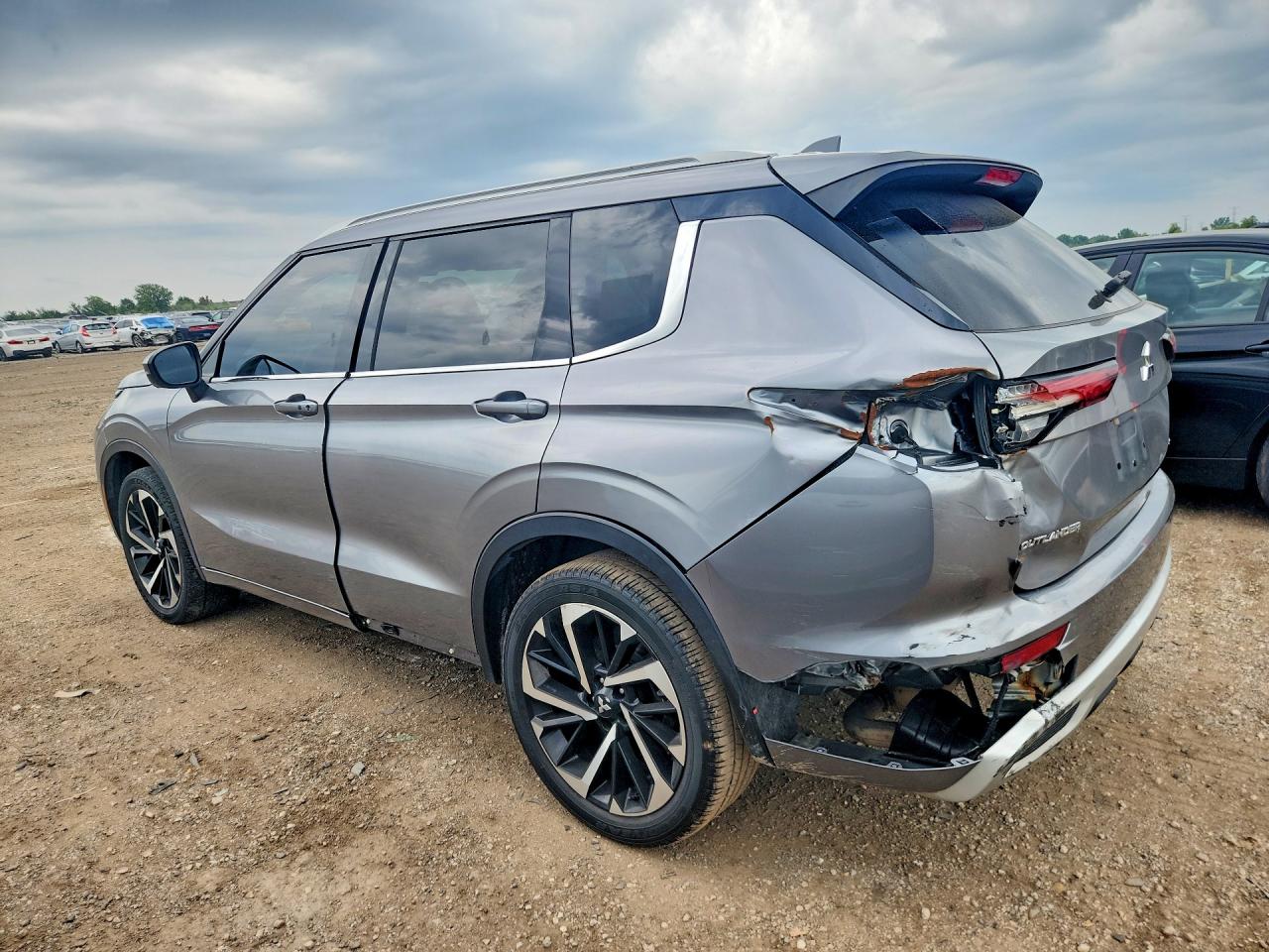 2022 MITSUBISHI OUTLANDER SEL — снимка 2