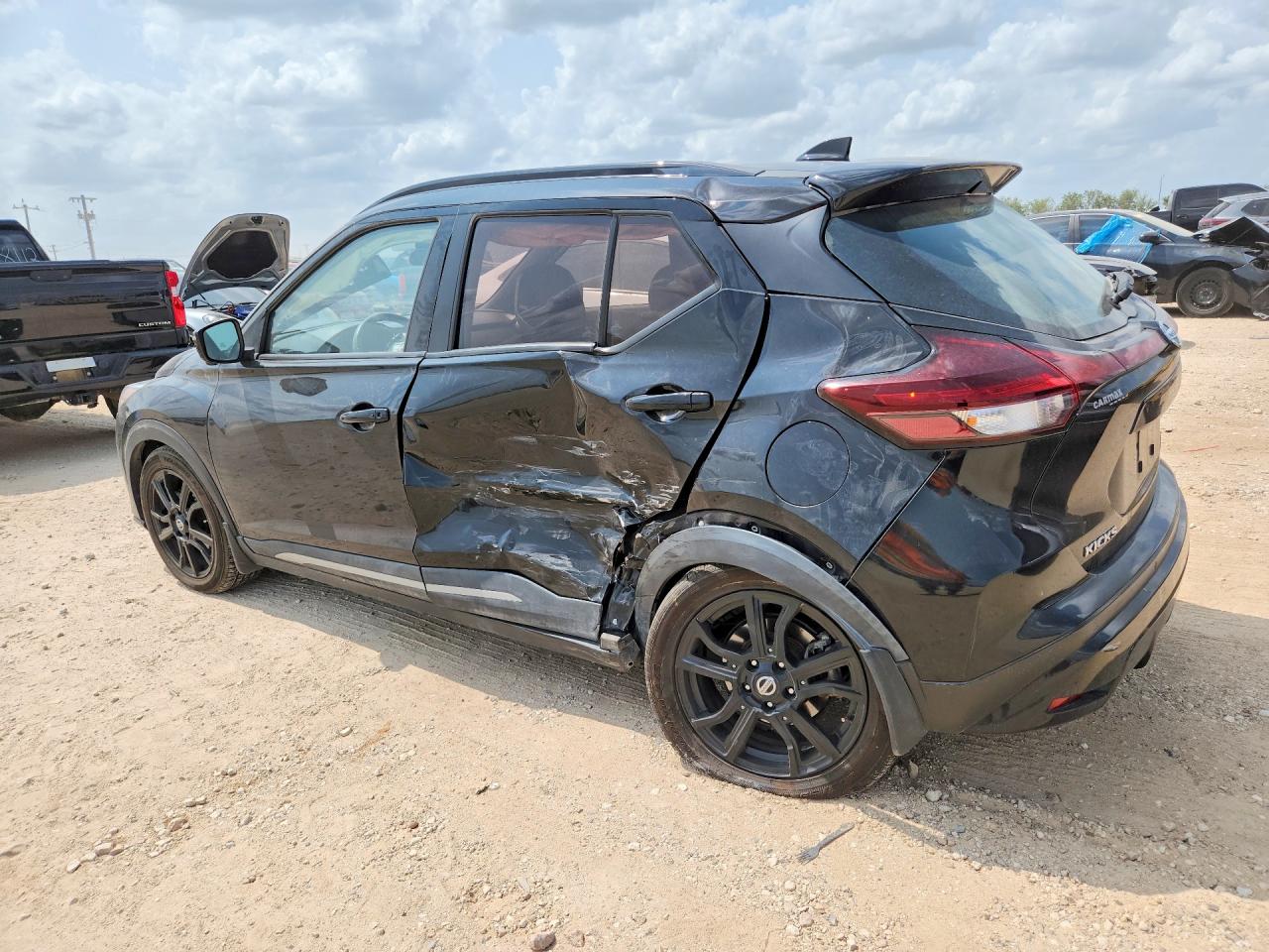 2021 NISSAN KICKS SR — снимка 2