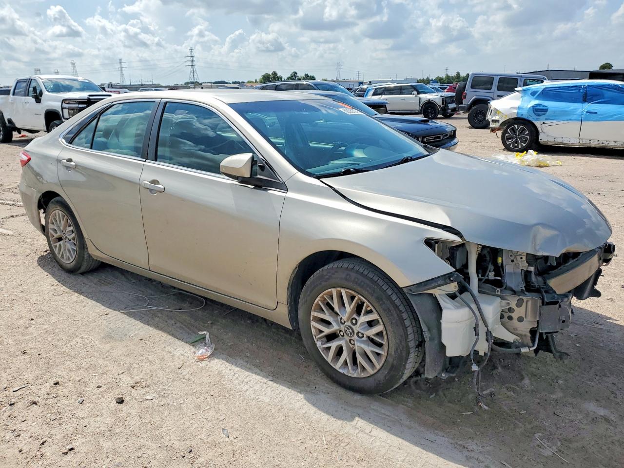2016 TOYOTA CAMRY LE — снимка 4