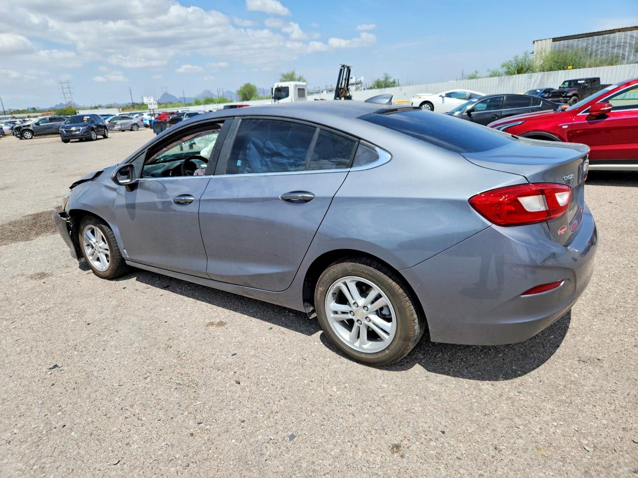 2018 CHEVROLET CRUZE LT — снимка 2