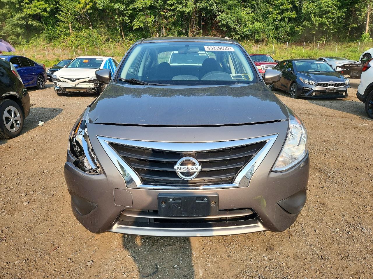 2017 NISSAN VERSA 1.6 SV — снимка 5