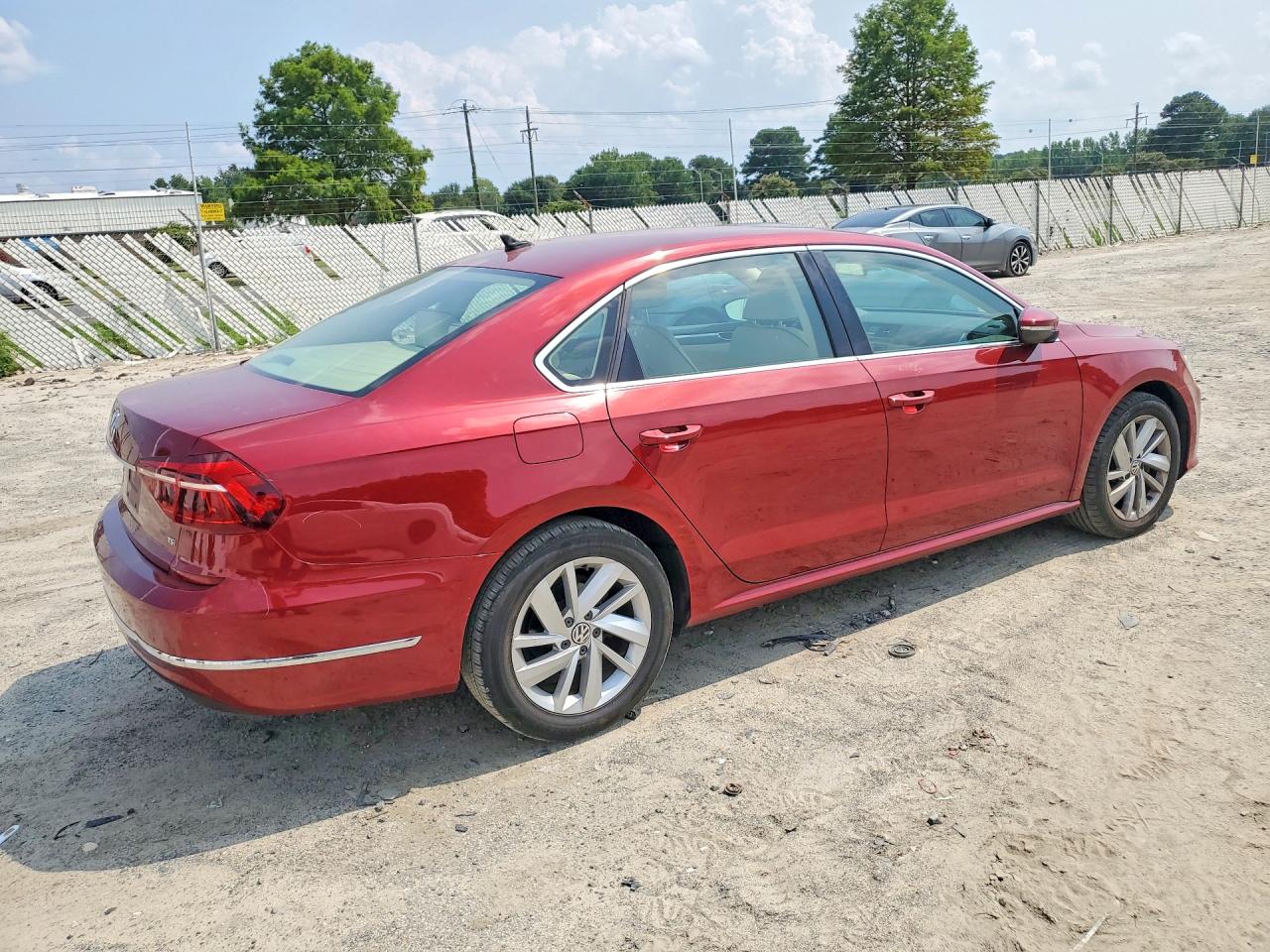 2018 VOLKSWAGEN PASSAT SE — снимка 3