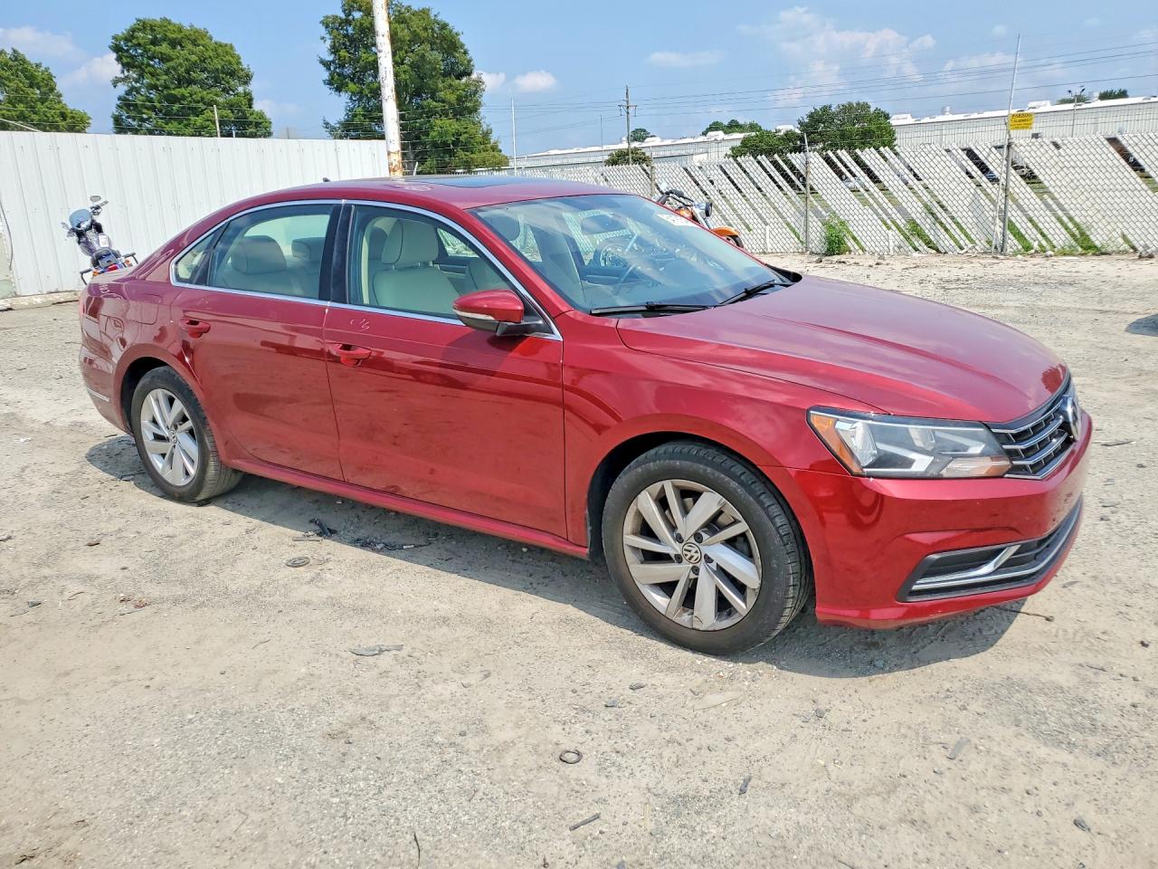 2018 VOLKSWAGEN PASSAT SE — снимка 4
