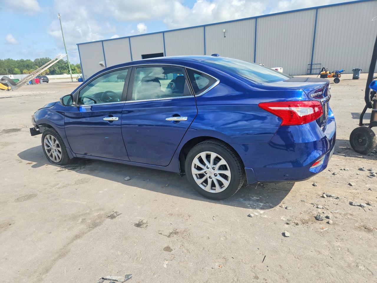 2019 NISSAN SENTRA SV — снимка 2