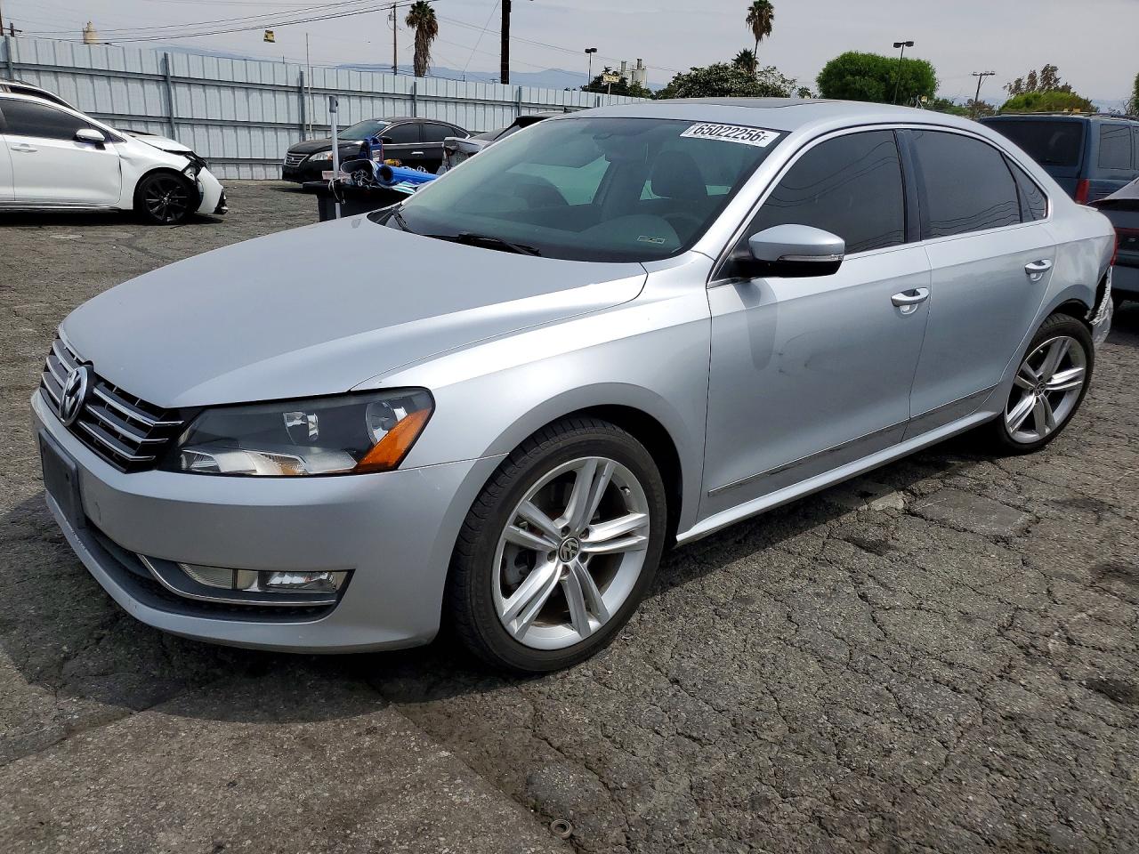 2015 VOLKSWAGEN PASSAT 4D 2WD
