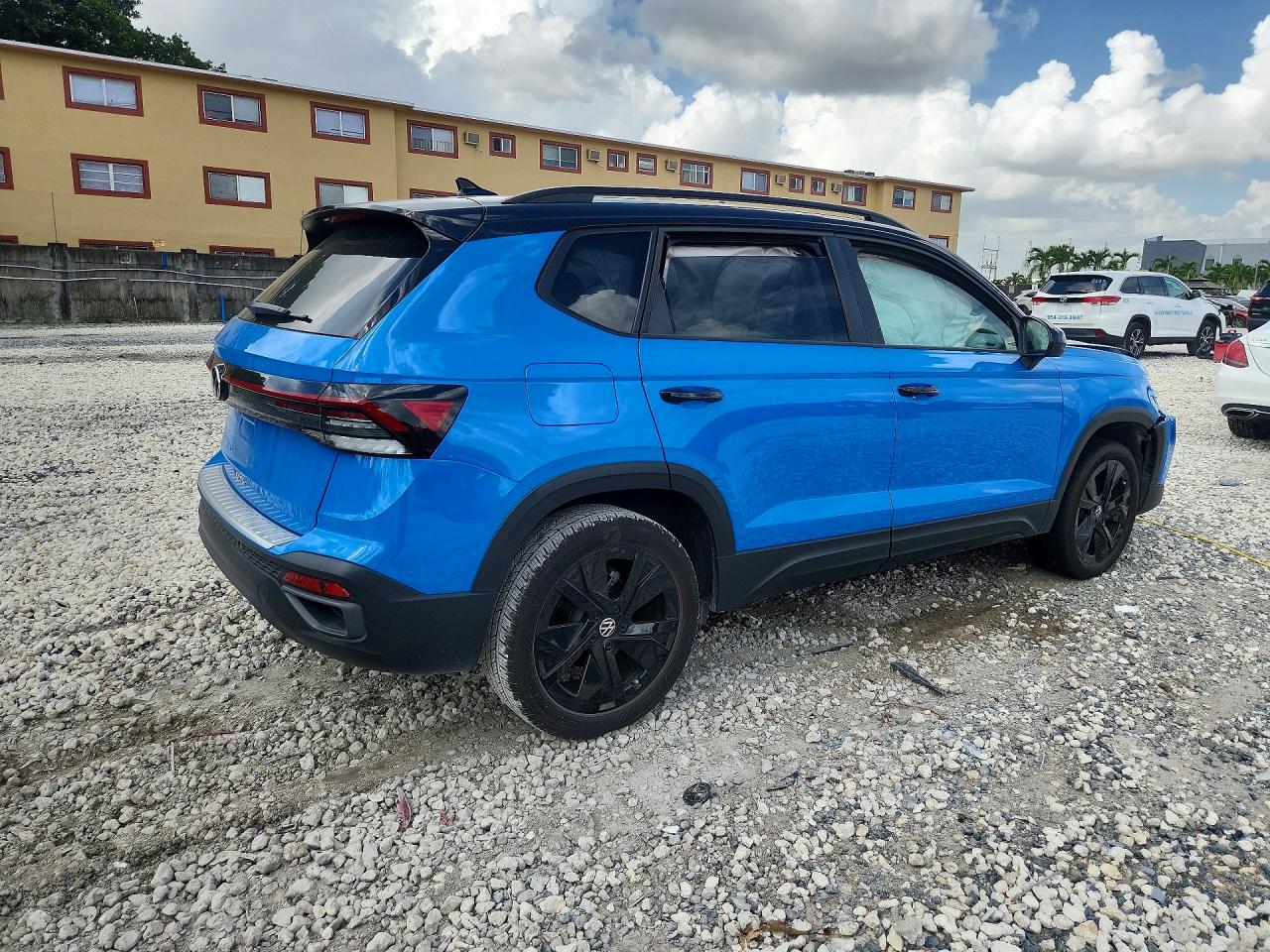 2025 VOLKSWAGEN TAOS SE BLACK — снимка 3
