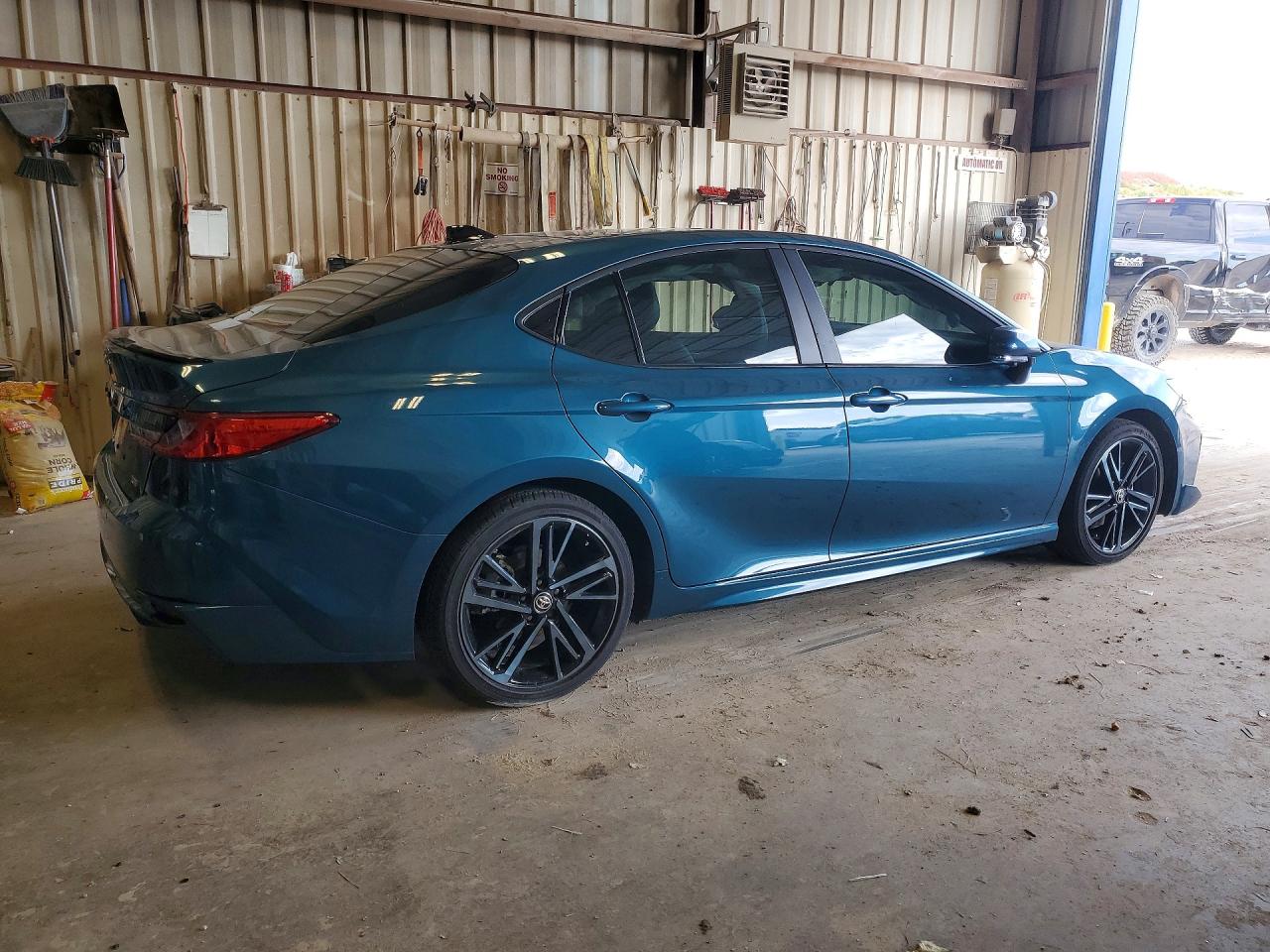 2026 TOYOTA CAMRY XSE — снимка 3