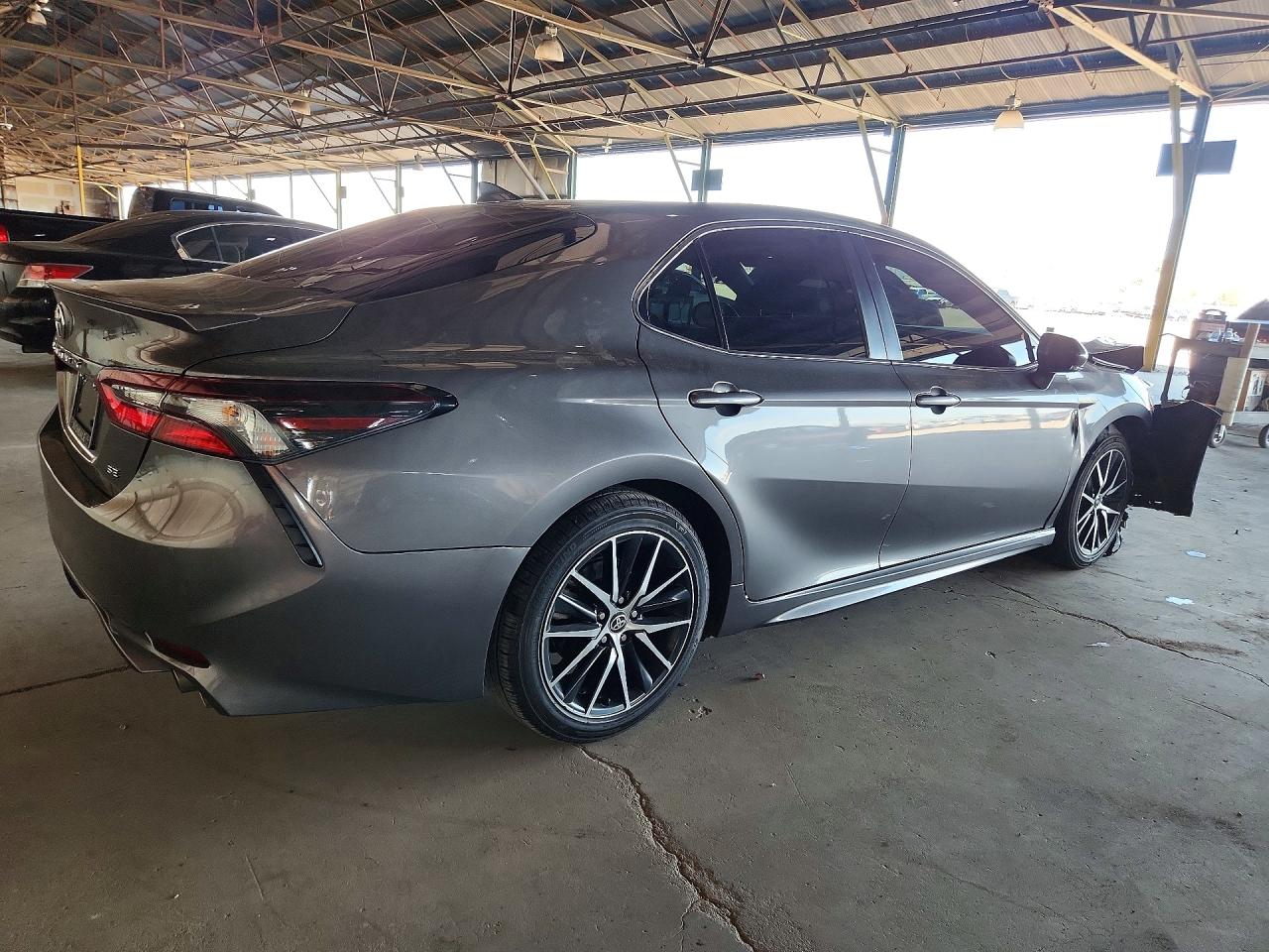 2024 TOYOTA CAMRY SE — снимка 3