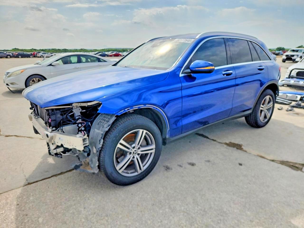 2022 MERCEDES-BENZ GLC 300