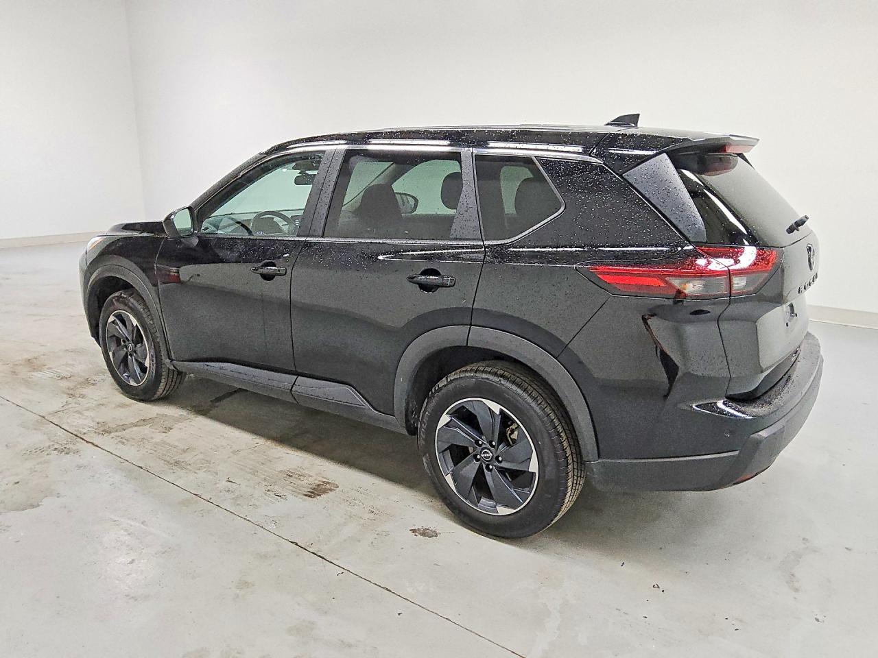 2025 NISSAN ROGUE SV — снимка 2