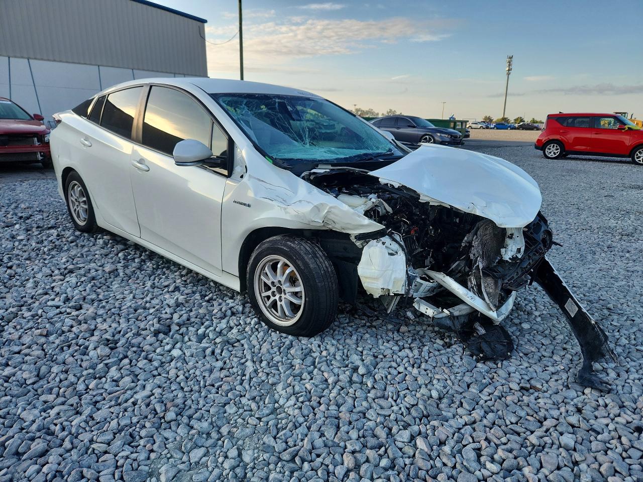 2018 TOYOTA PRIUS TWO — снимка 4