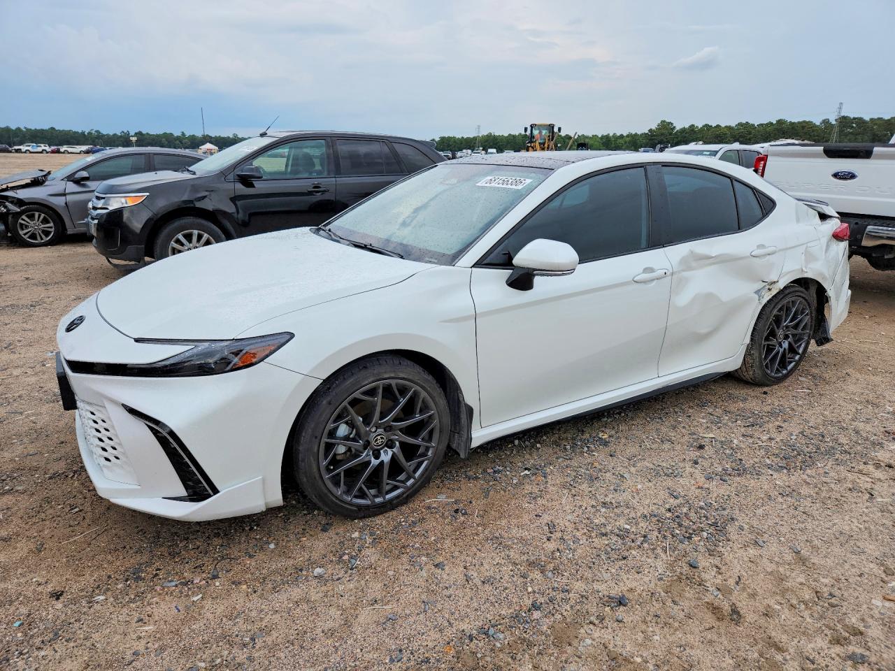 2025 TOYOTA CAMRY XSE