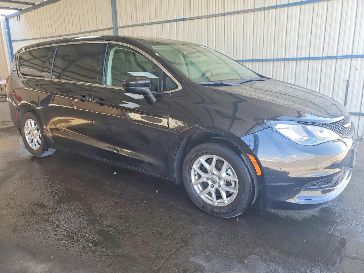 2022 CHRYSLER VOYAGER LX — снимка 4