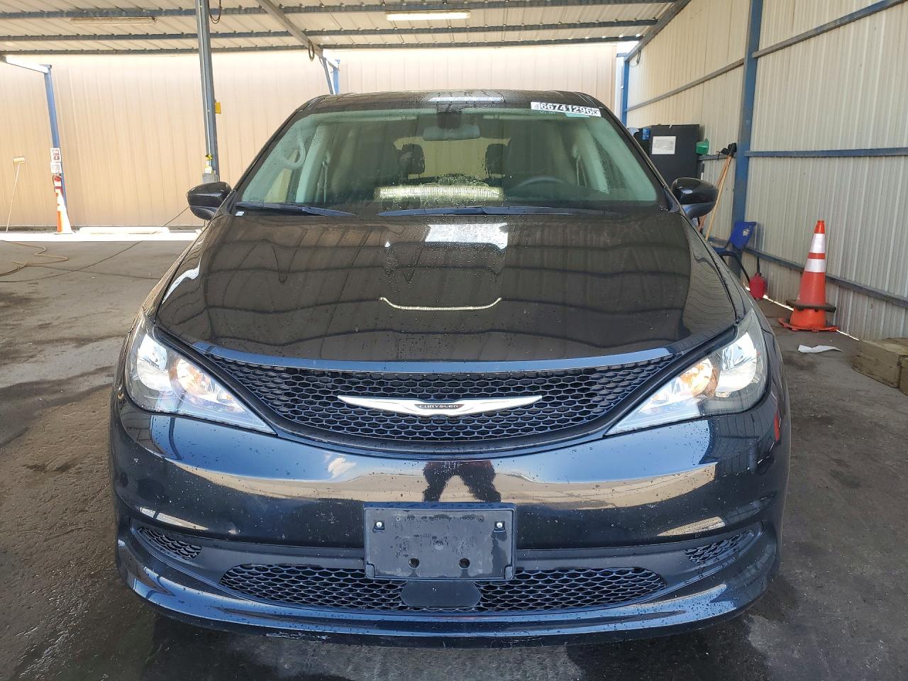2022 CHRYSLER VOYAGER LX — снимка 5