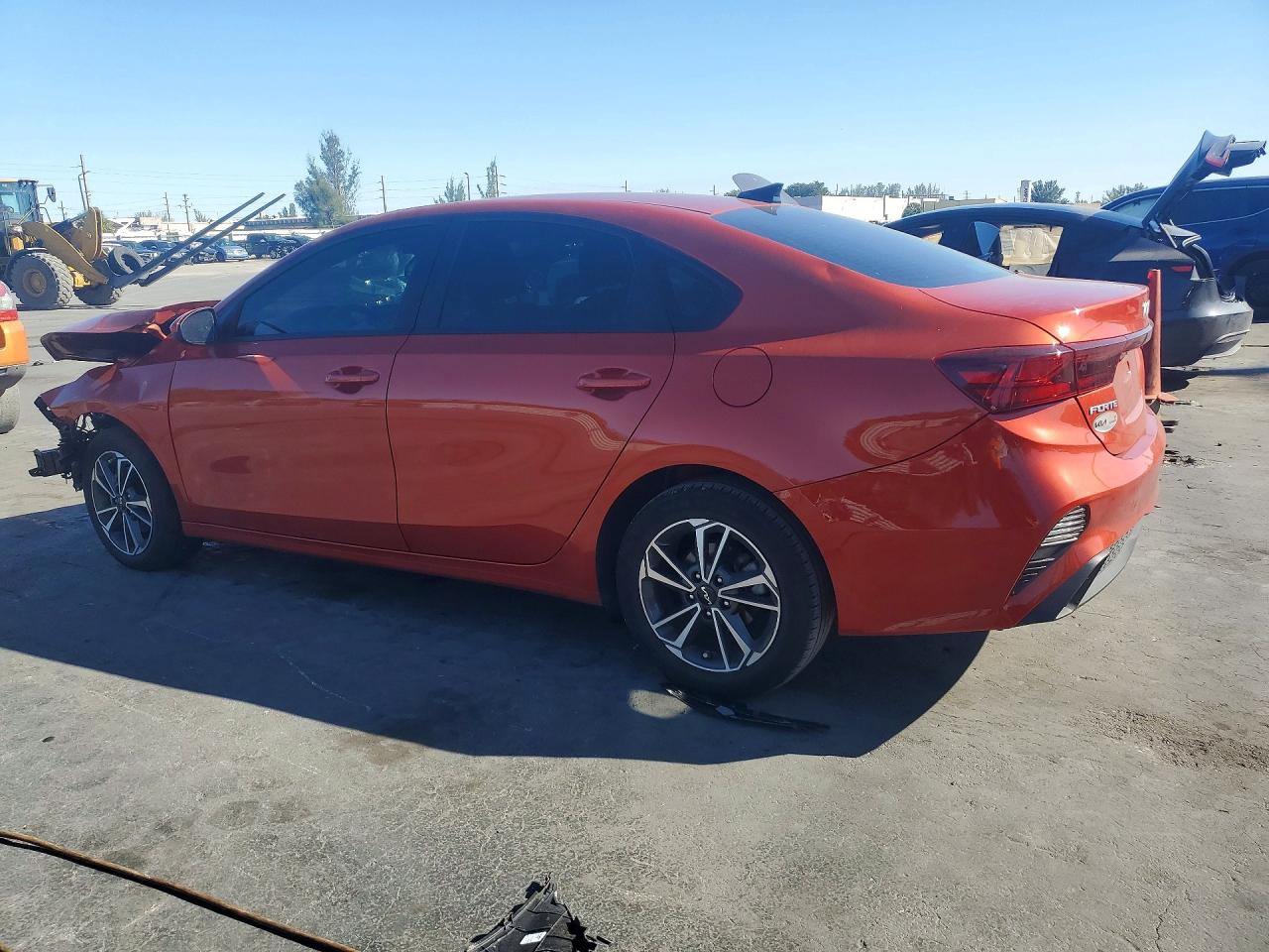 2023 KIA FORTE LX — снимка 2