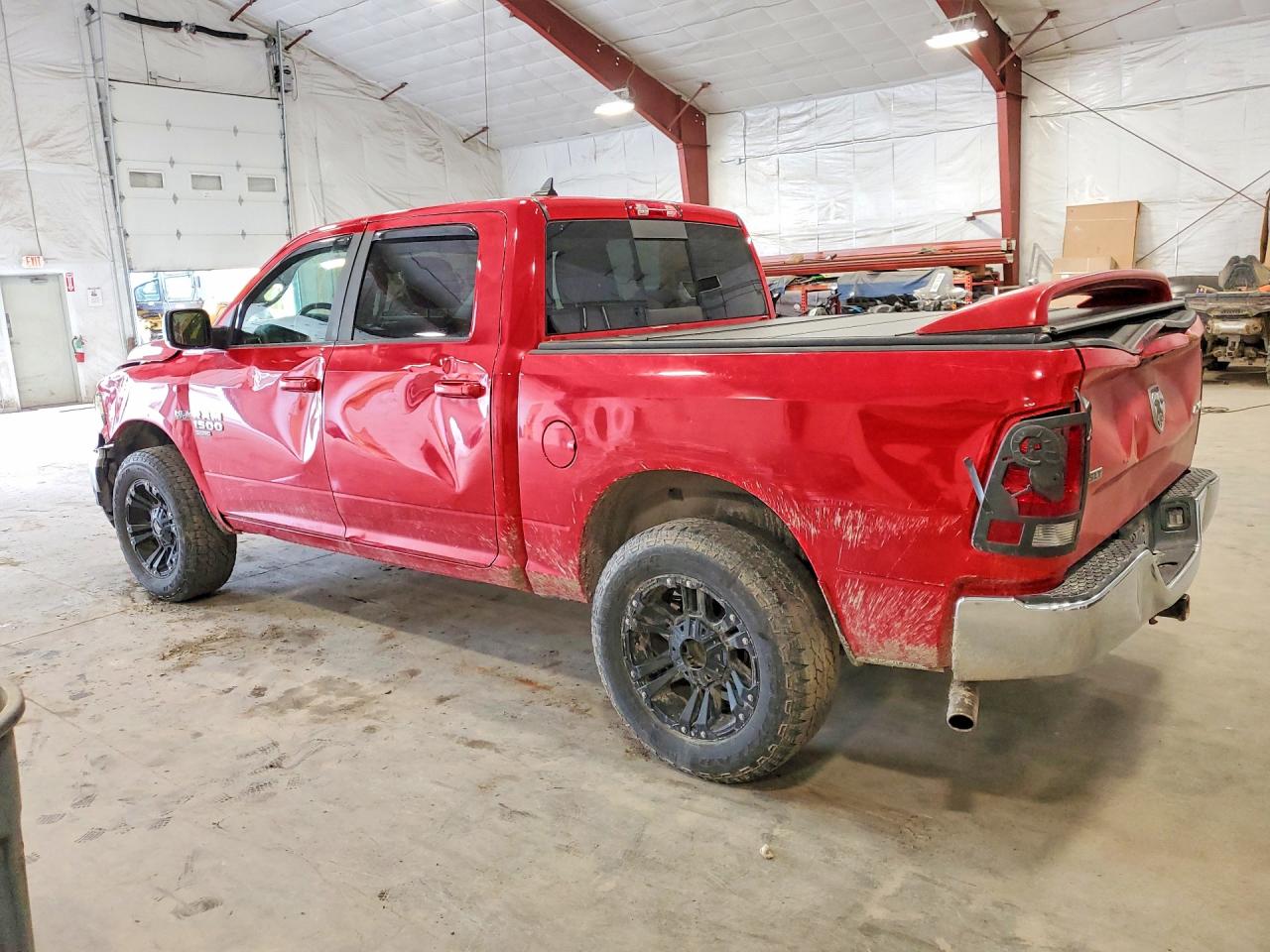 2019 RAM 1500 CLASSIC SLT — снимка 2