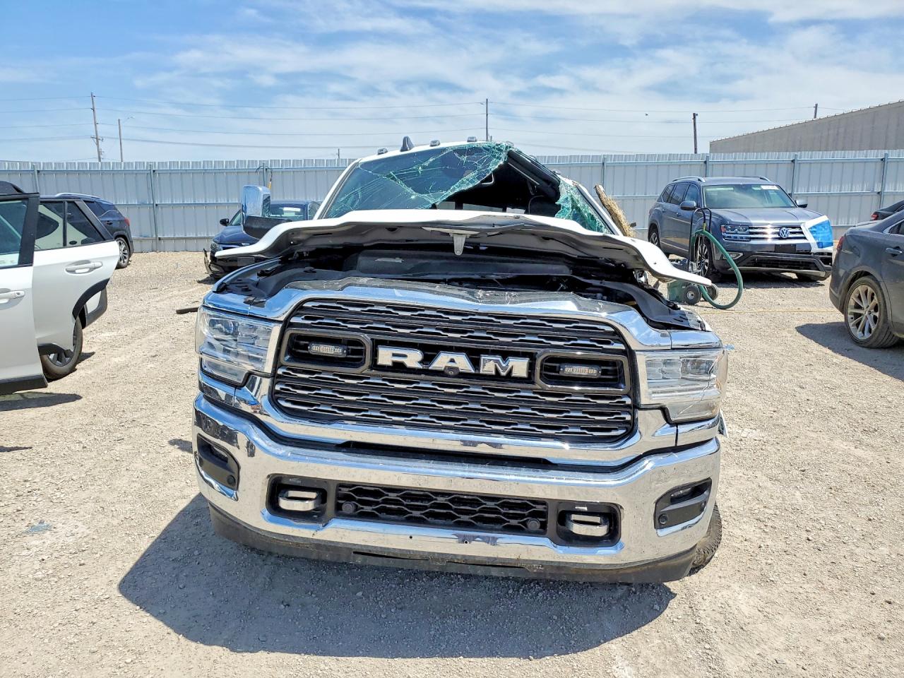 2022 RAM 3500 LIMITED — снимка 5
