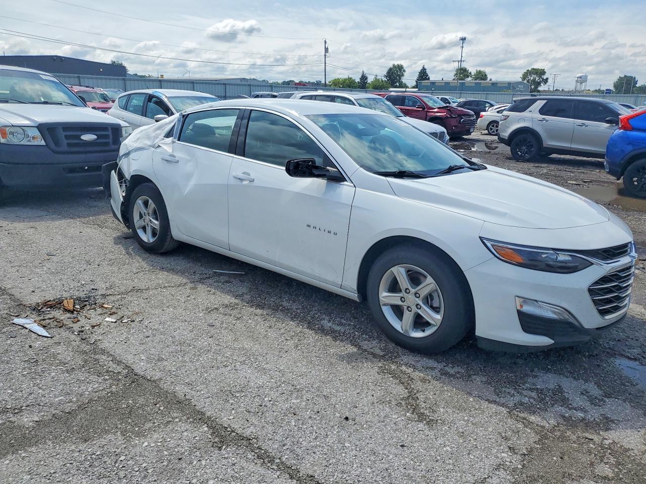 2024 CHEVROLET MALIBU LS — снимка 4