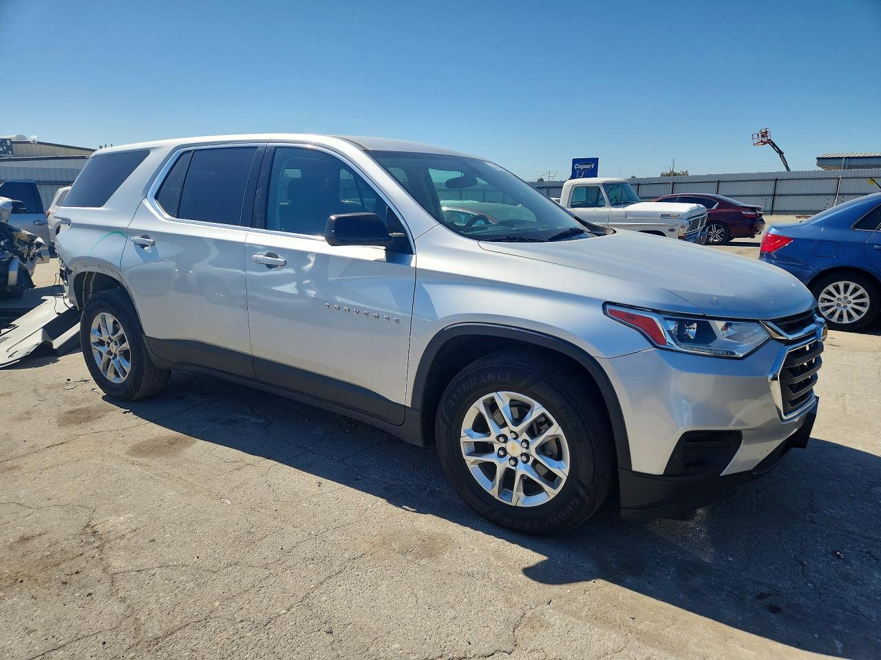 2019 CHEVROLET TRAVERSE LS — снимка 4