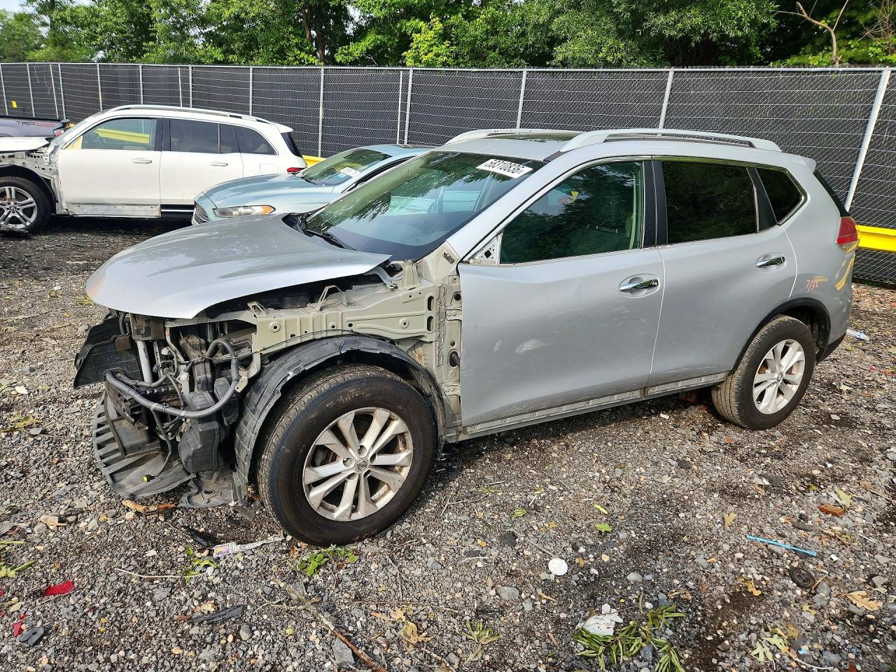 2015 NISSAN ROGUE SV