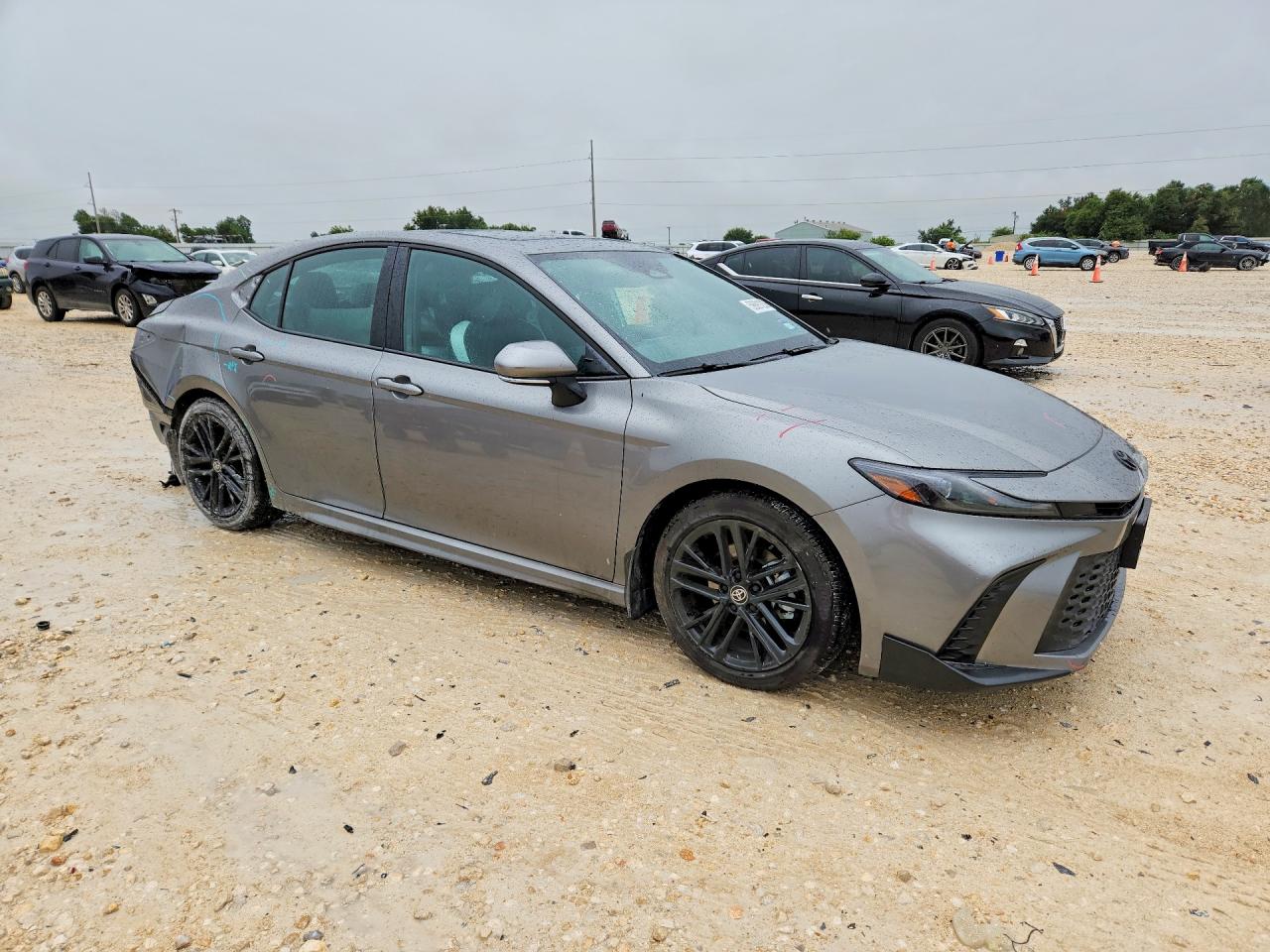 2026 TOYOTA CAMRY SE — снимка 4