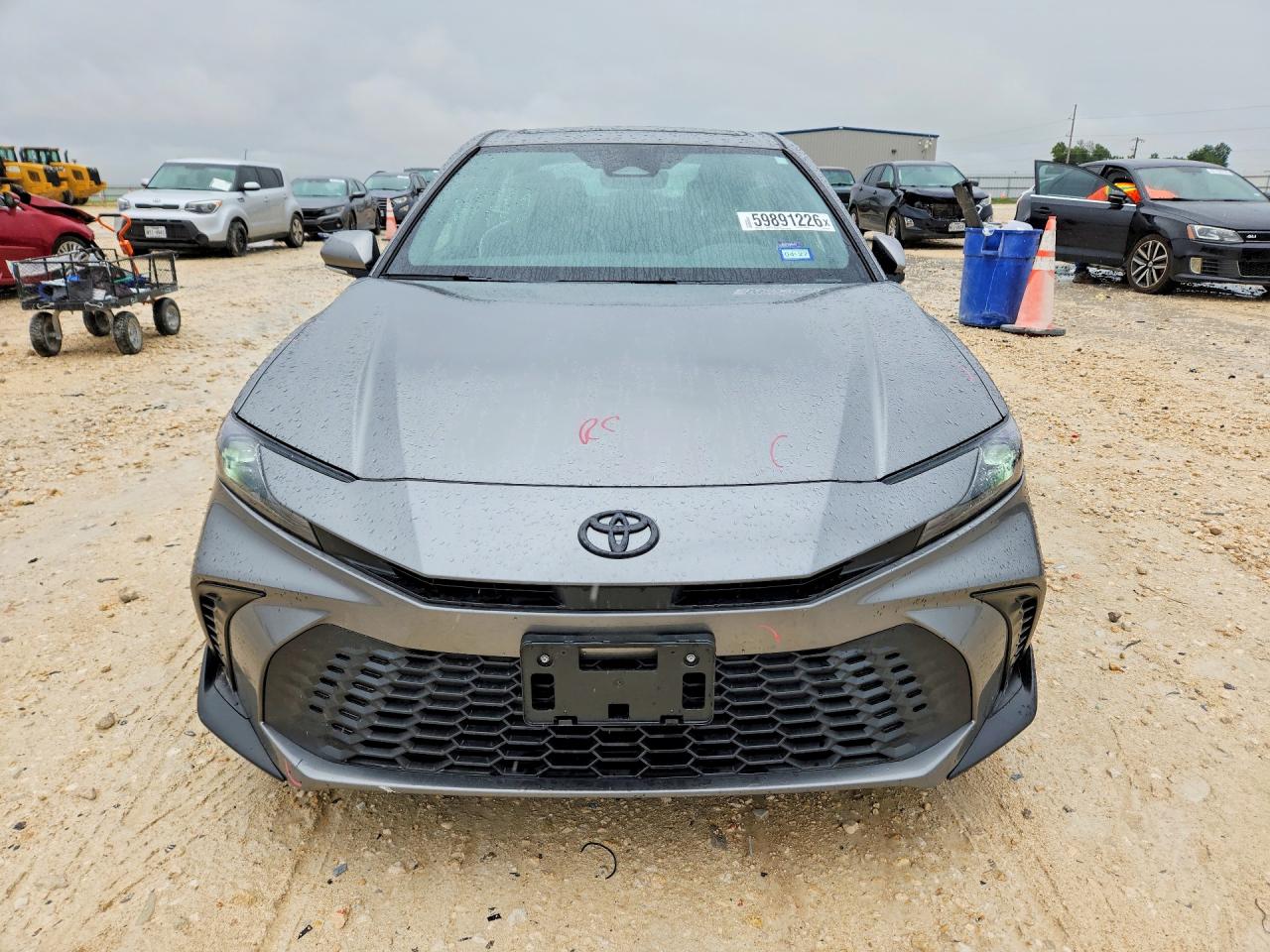 2026 TOYOTA CAMRY SE — снимка 5
