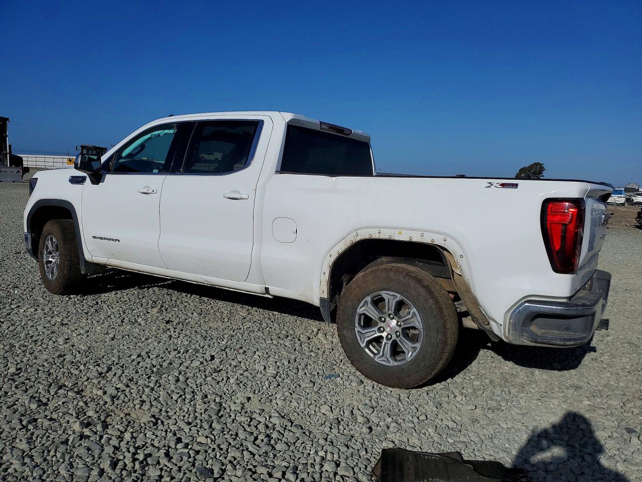 2024 GMC SIERRA K1500 SLE — снимка 2
