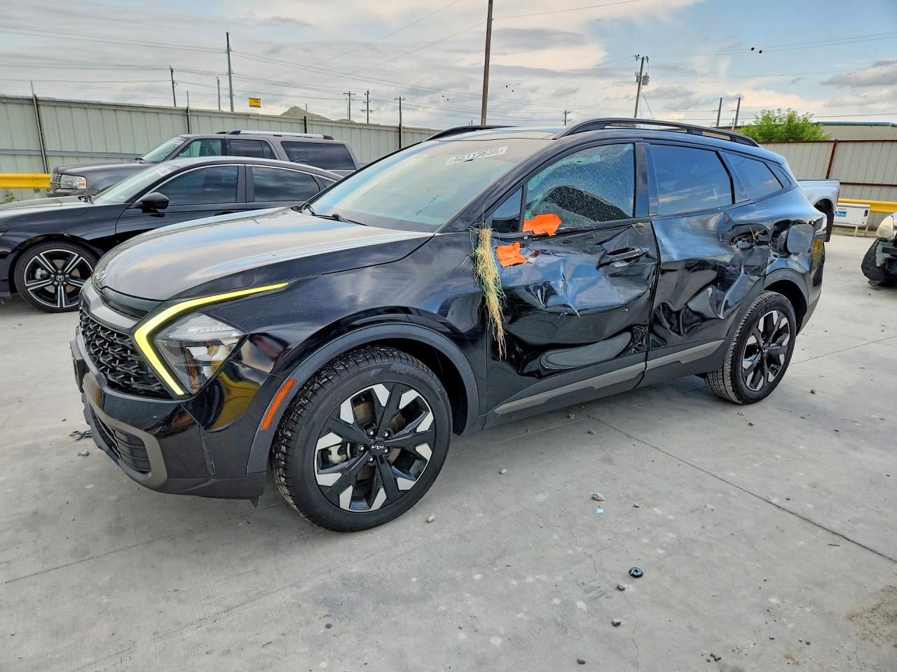 2023 KIA SPORTAGE X LINE