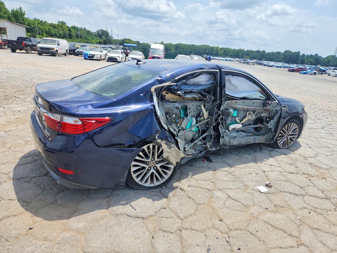 2013 LEXUS ES 350 — снимка 3