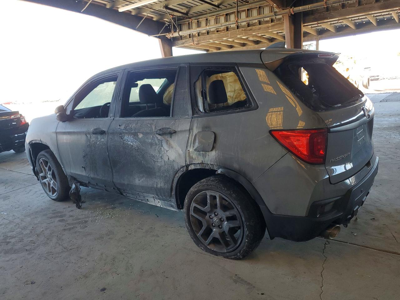 2022 HONDA PASSPORT EXL — снимка 2