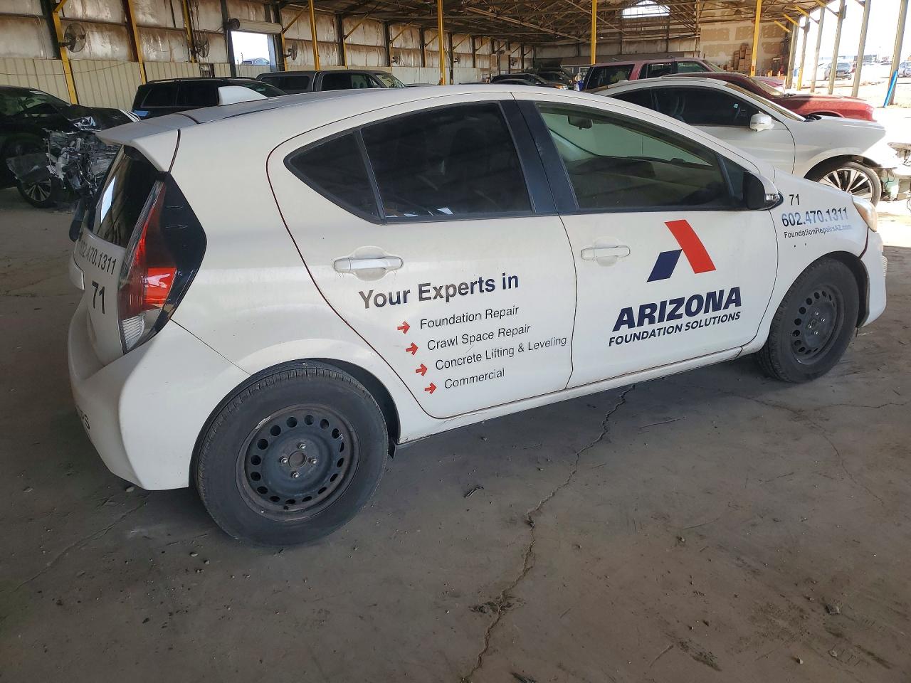 2016 TOYOTA PRIUS C ONE — снимка 3
