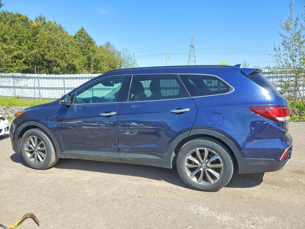2017 HYUNDAI SANTA FE SE — снимка 2