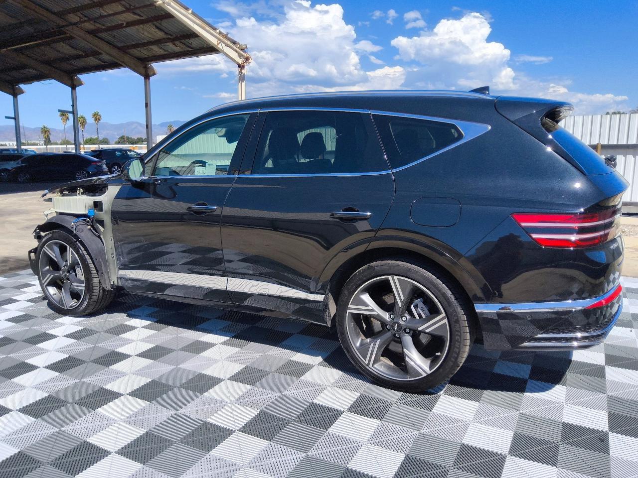 2026 GENESIS GV80 PRESTIGE — photo 2