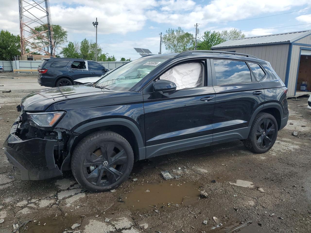 2025 VOLKSWAGEN TAOS SE BLACK