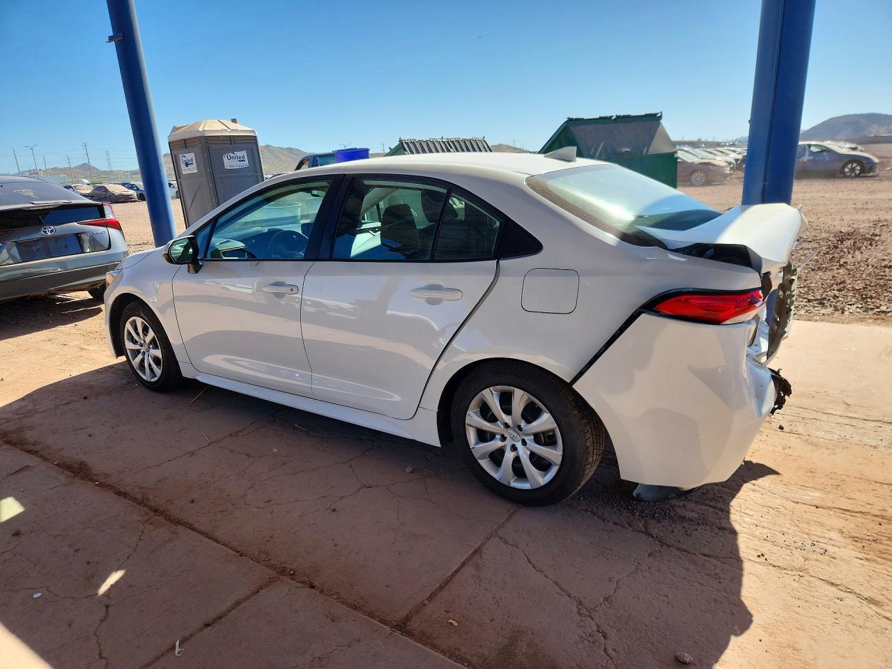2024 TOYOTA COROLLA LE — снимка 2