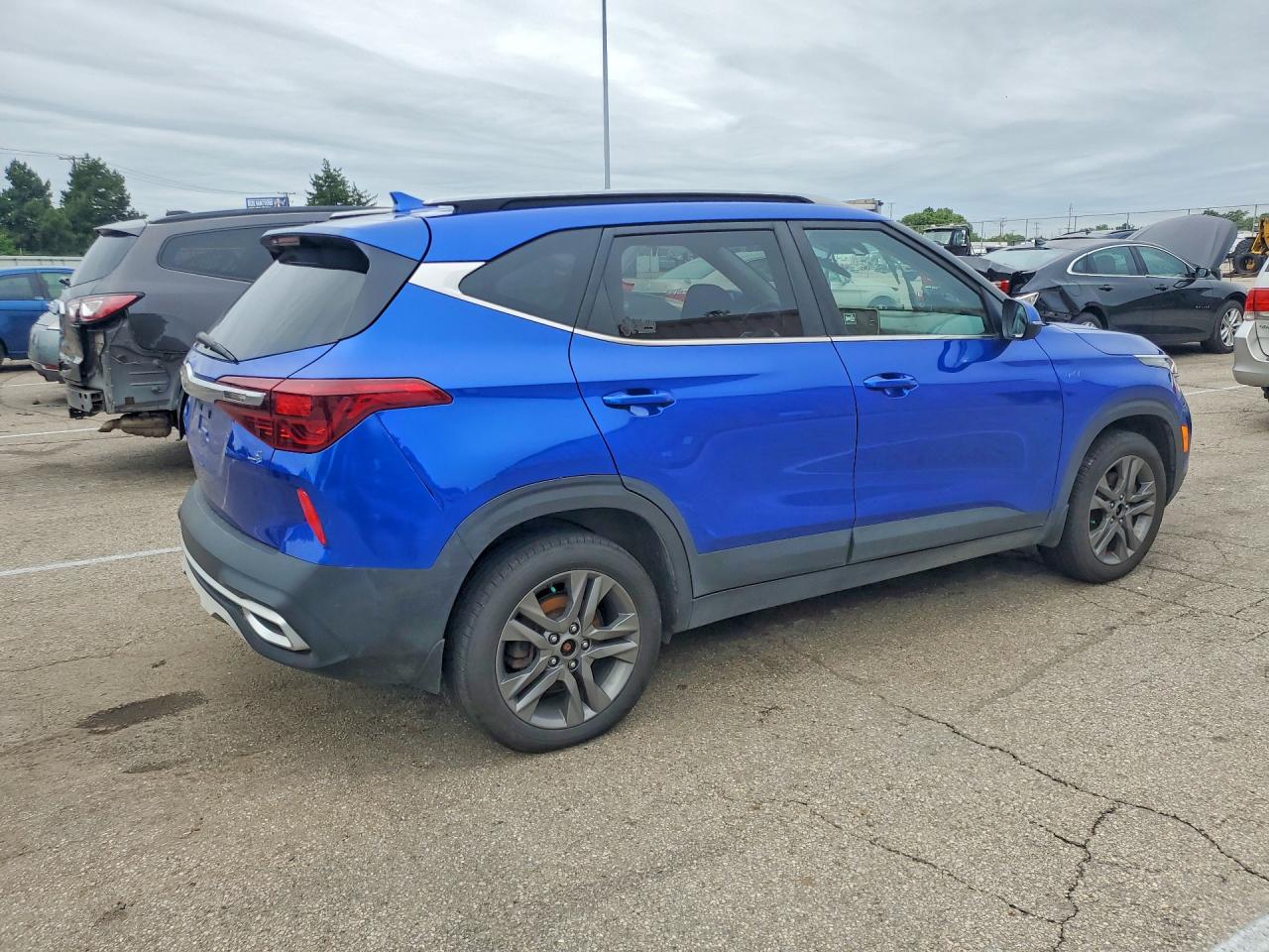 2021 KIA SELTOS S — снимка 3