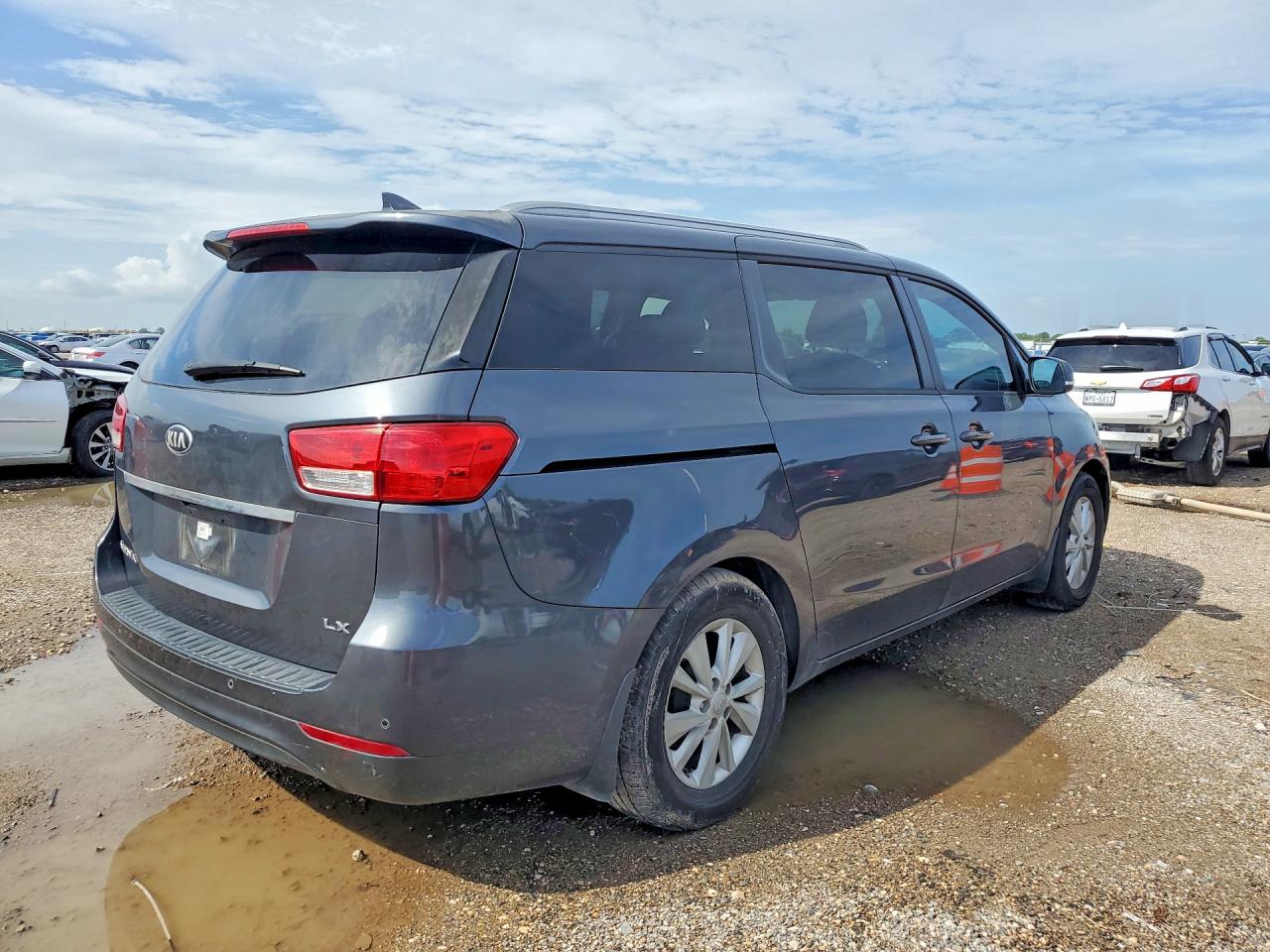2016 KIA SEDONA LX — снимка 3