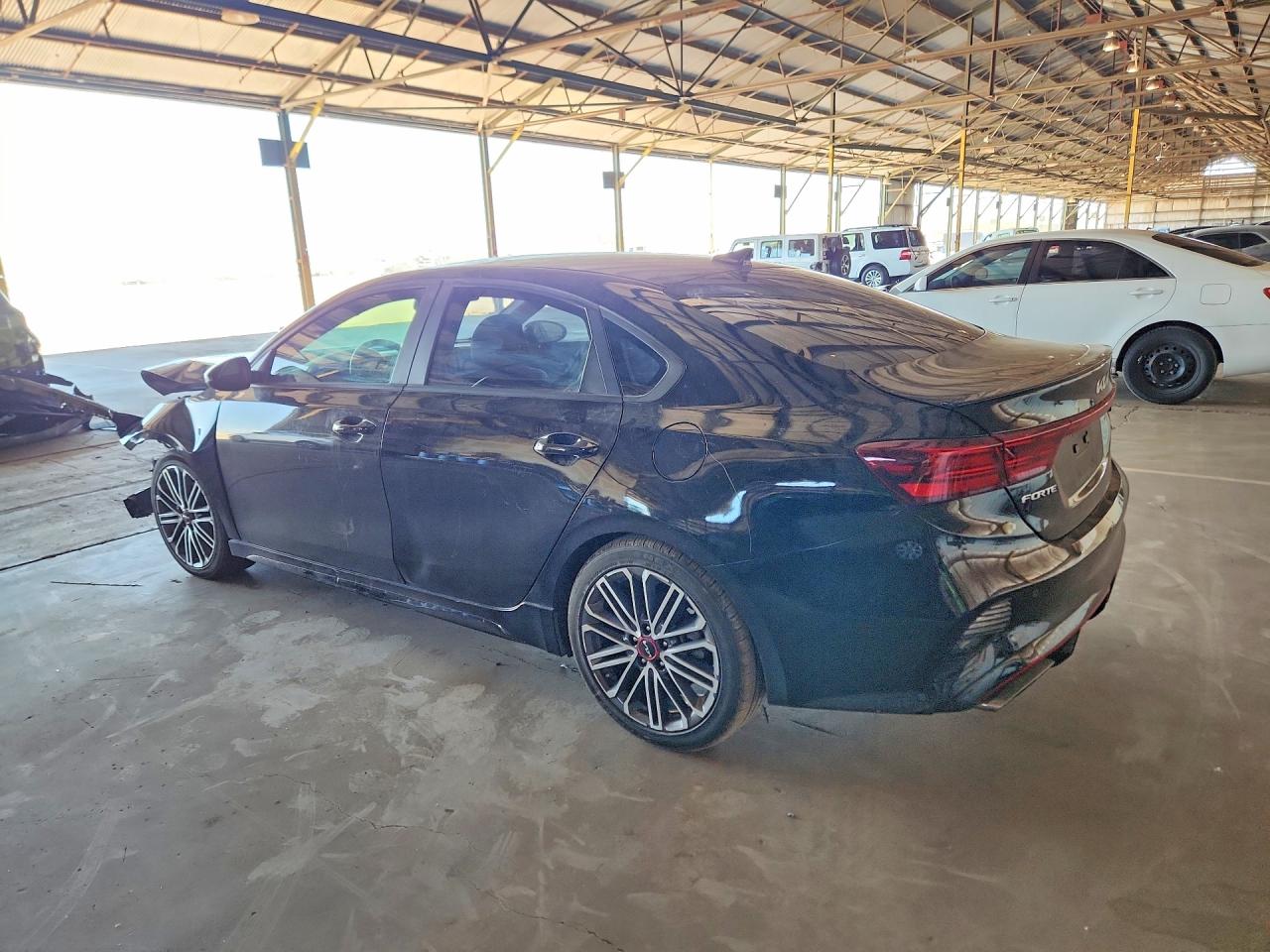 2023 KIA FORTE GT — снимка 2