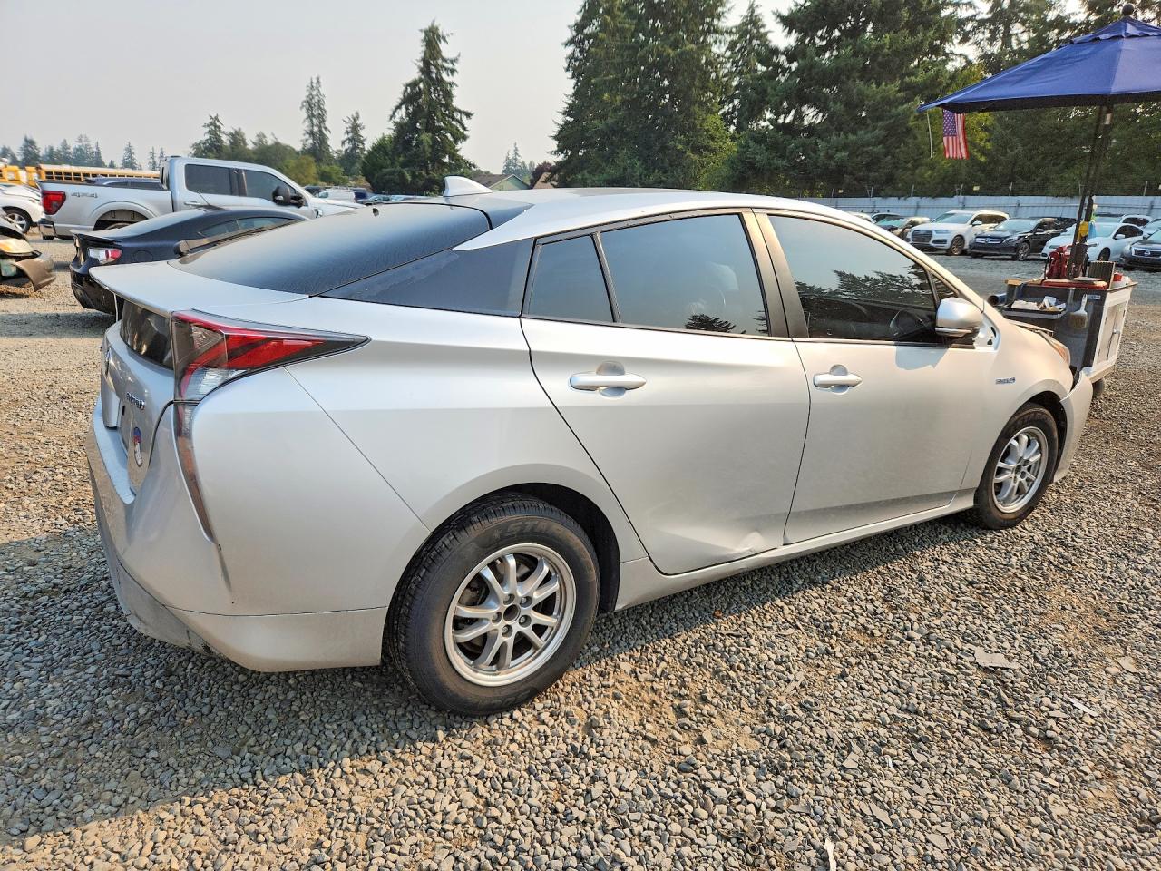 2016 TOYOTA PRIUS THREE — снимка 3