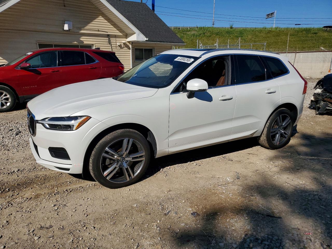 2020 VOLVO XC60 T6 MOMENTUM