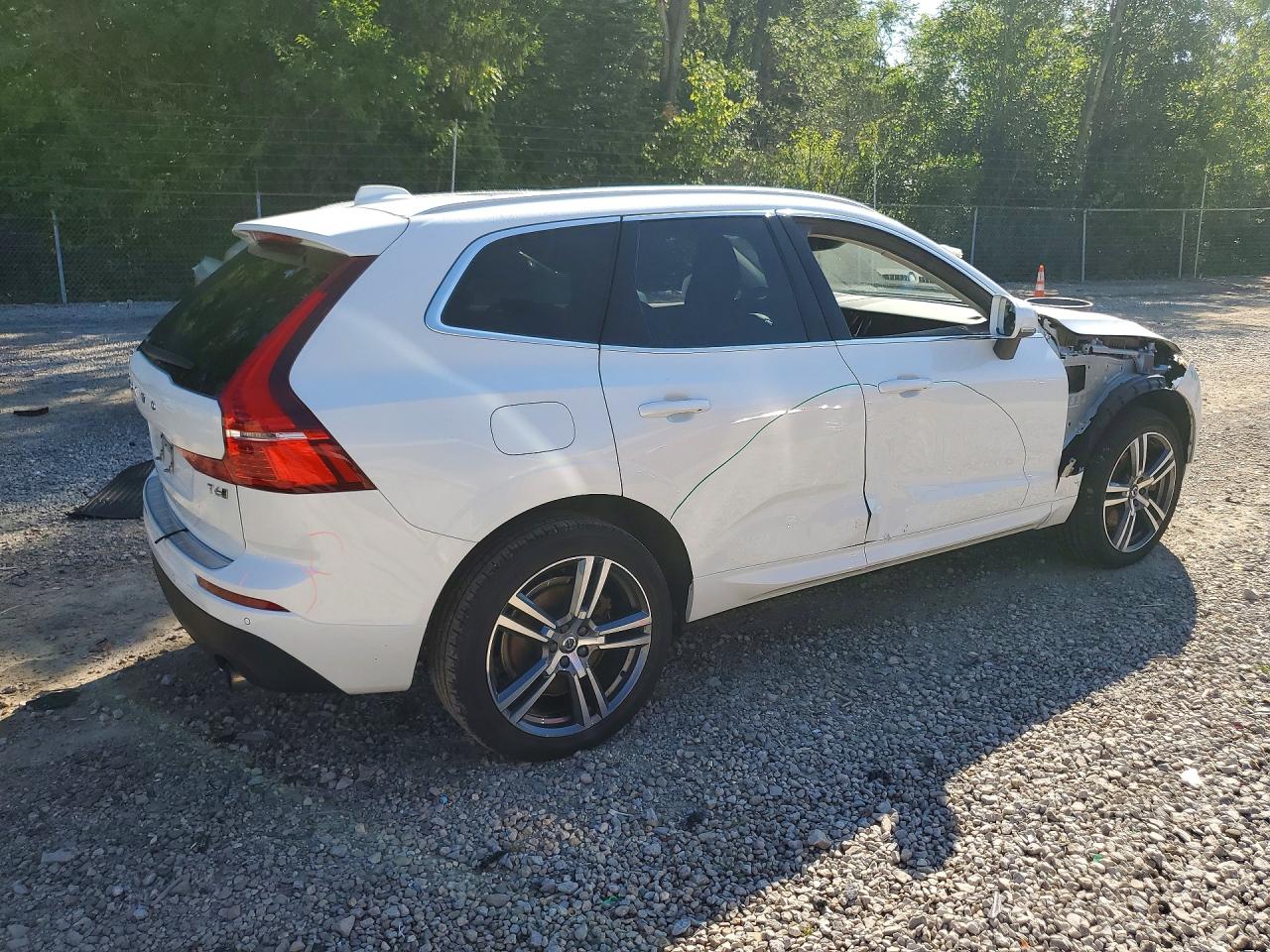 2020 VOLVO XC60 T6 MOMENTUM — снимка 3