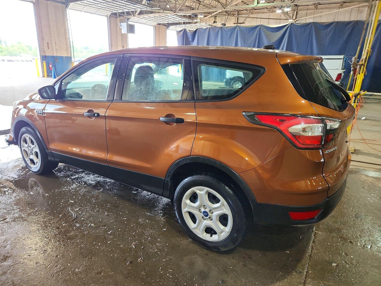 2017 FORD ESCAPE S — снимка 2