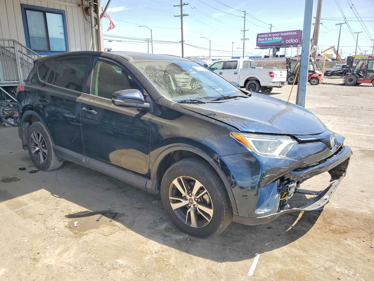 2018 TOYOTA RAV4 XLE — снимка 4
